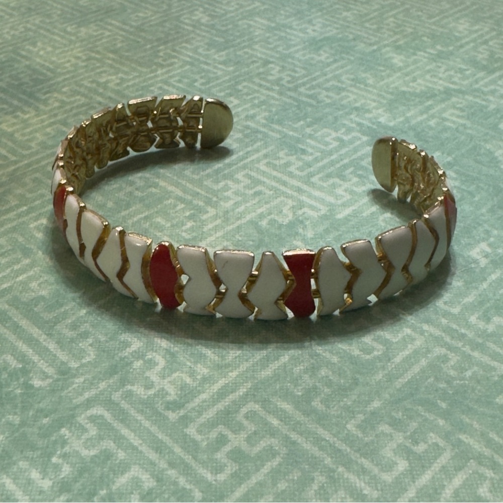 VINTAGE ENAMELED BRACELET CUFF